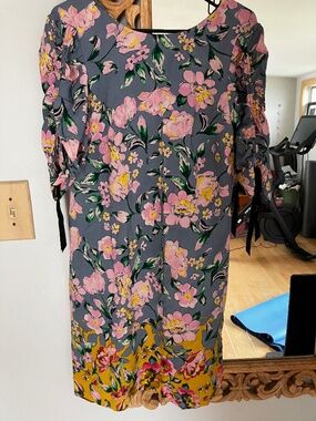 Donna Morgan Floral Dress size 8